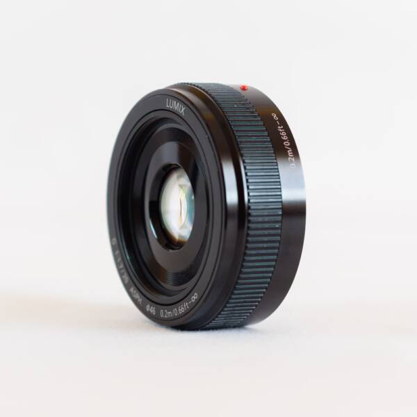 Macro camera lens